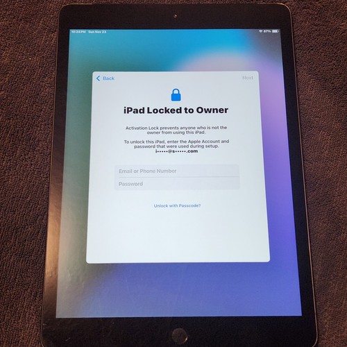 APPLE IPAD 8 - 32GB A2428 (Grey) 10.2" / WiFi 4G ☆Installation/Apple I.D Locked☆ - Picture 2 of 11