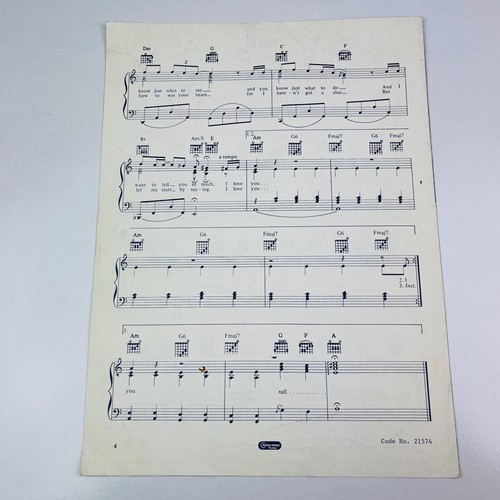 Lionel Richie "Hello" 1985 Words and Music Sheet Music Rare - Picture 2 of 4