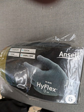 Lot of 12 Ansell HyFlex Cut/Abrasion Resistant Gloves  Size 6 P/N  11-541