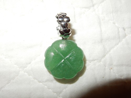OHM Beads OROQ No 9 July 2024 - Green Stone Adventurine Clover 925 Charm - Picture 4 of 6