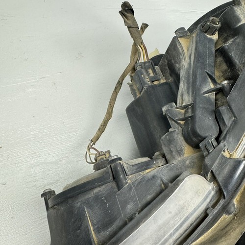 2003-2006 Mercedes E-Class E350 Left Driver Side Headlight Lamp OEM - Picture 10 of 20
