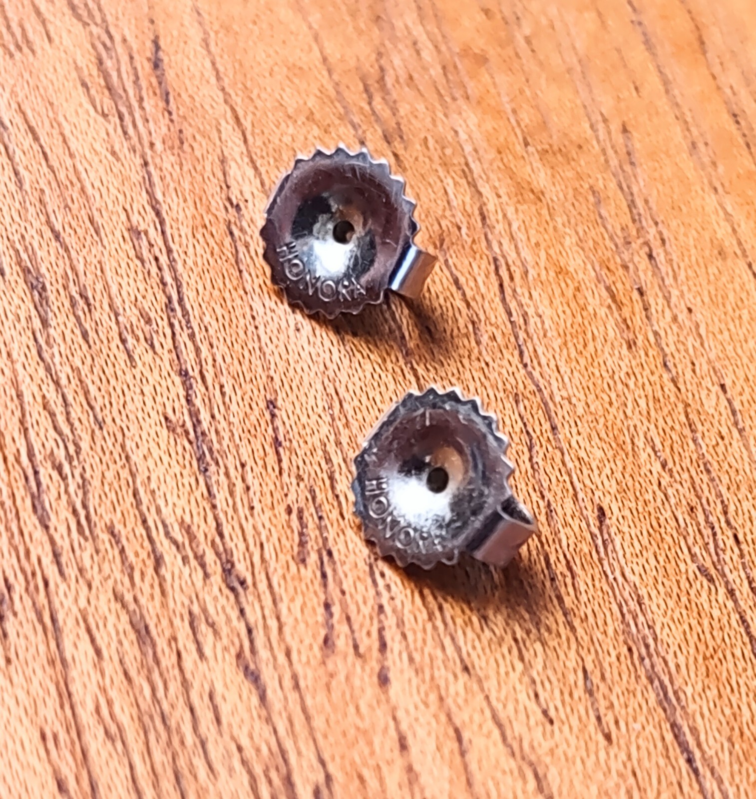 Honura 9mm Grey Pearls with 925 Sterling Silver Posts & Backs - Free Shipping - Picture 3 of 5