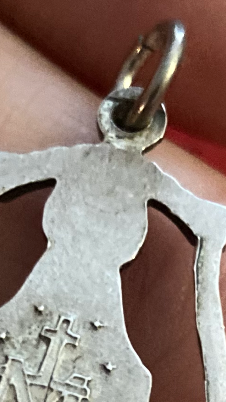 Picture 18 of 24