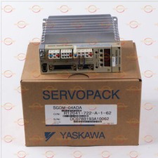 ONE New YASKAWA SGDM04ADA SGDM-04ADA SERVO DRIVE