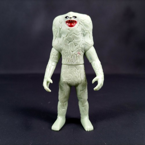 A elegir Figura de vinilo Ultraman Monster Shokugan Gamelot Gomorra Tyrant ... - Imagen 42 de 61