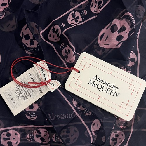 NWT Alexander McQueen Classic Sheer Navy & Pink Chiffon Silk Skull Scarf - Picture 2 of 5