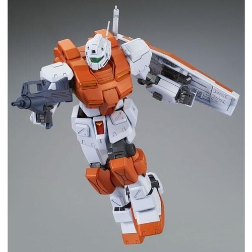 Kit Modelo de Traje Móvil Premium Bandai MG 1/100 RGM-79 GM E.F.S.F Gundam - Imagen 9 de 11