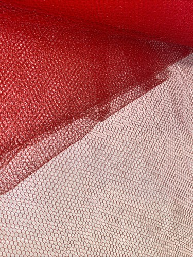 25-30 yd Bolt RED material Crotchet Dish Scrubbies Mesh Polyester Netting - Picture 2 of 3