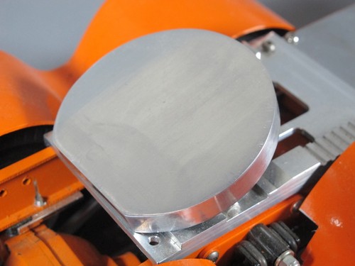 Aluminum 5th wheel Coupling Cover Tamiya RC 1/14 Globeliner Aeromax King Hauler - Picture 1 of 4