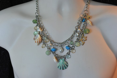 NWT Croft & Barrow 3 Strand Teal blue green beach charm Necklace chunky layered - Picture 10 of 11
