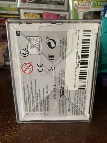 Funko Pop Figur Hello Kitty 28 Classic Flocked Taget Exclusive Mit Protektor - Bild 7 von 7