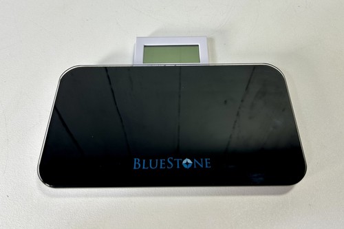 SMALL BLUESTONE TRAVEL DIGITAL BODY BATHROOM SCALE WITH 2" X 3' LCD SCREEN - Picture 5 of 5