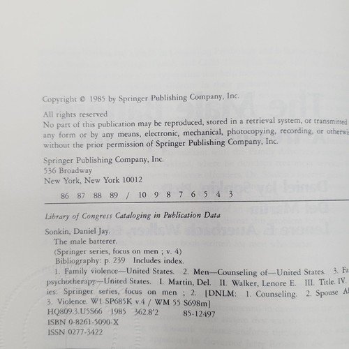 The Male Batterer: a Treatment Approach By Sonkin, Daniel Jay Springer Series - Bild 5 von 7