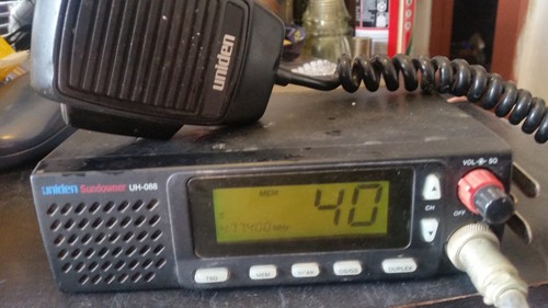 Uniden Sundowner UH-088 40 Channel UHF CB Radio working - Zdjęcie 2 z 5