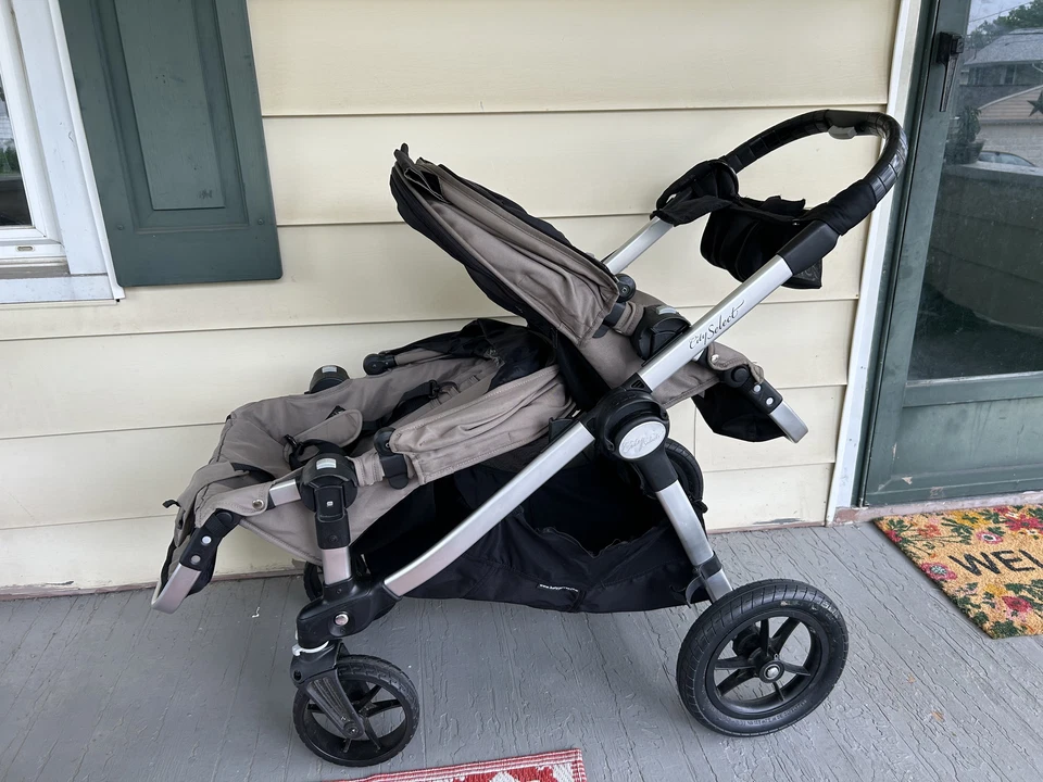 Cochecito doble Baby Jogger City Select | Cochecito de bebé con 16 formas de montar Foto 4 de 4