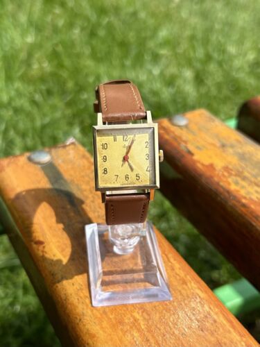 Vintage Soviet Watch Luch Retro Mechanical Made In USSR Wristwatch 1980s - Picture 2 of 24