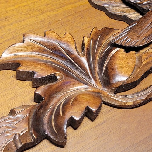 Antiguo Reloj de Cuco Selva Negra Topper Madera Anhelado a Mano Pájaro Ojo Rojo Salvamento  - Imagen 3 de 17