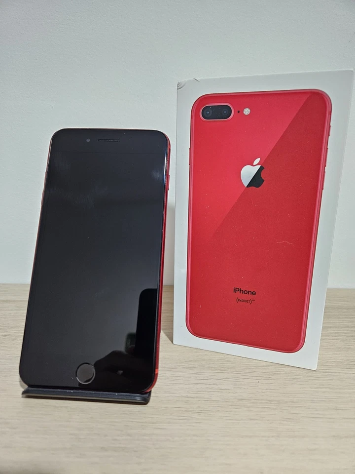 Apple iPhone 8 Plus - 256GB - Red (Sbloccato) - Immagine 2 di 4