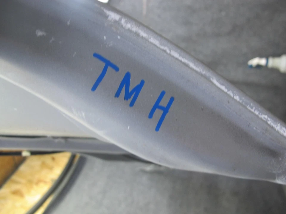 00-05 TOYOTA MR2 SPYDER ZZW30L FRONT HOOD BONNET SHELL PANEL SILVER OEM Foto 2 de 4