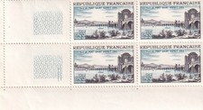 🦬Timbre France N°1481 en Bloc de 4 - Luxe ** - Pont Saint Esprit - 1966🦬