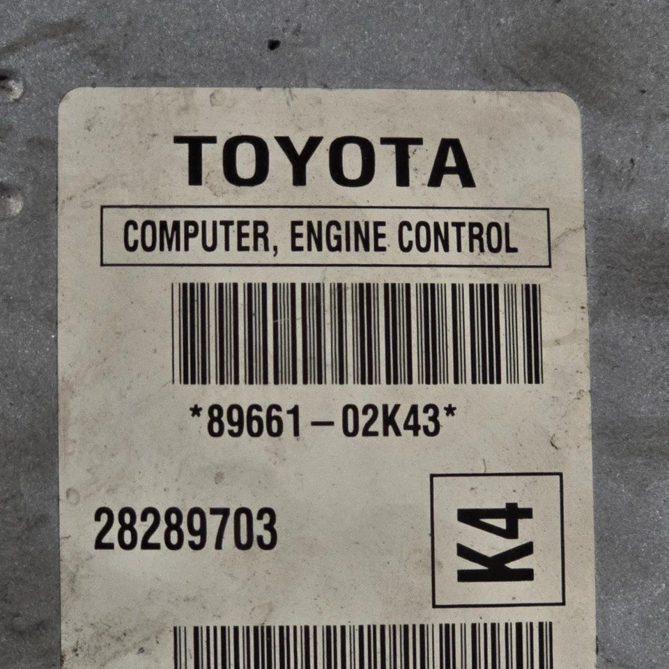 Módulo informático motor Toyota Matrix Vibe 2005-2007 1,8 L ECU ECM PCM 89661-02K43 Foto 2 de 2