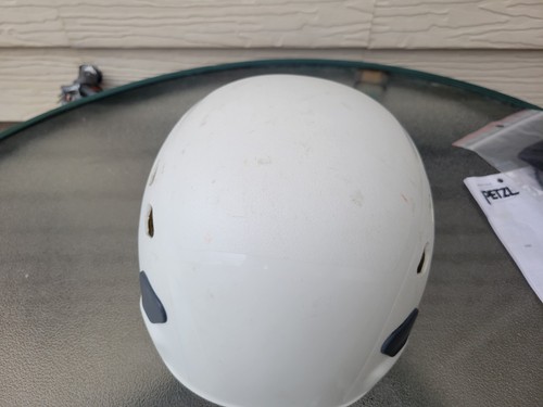 Petzl Ecrin ROC Mountaineering Climbing Safety Helmet - 53-63 cm - WHITE - Picture 11 of 24