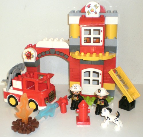 Lego Duplo 10903 Feuerwache - 1 Stück fehlt - ohne Karton oder Anleitung - Bild 1 von 2