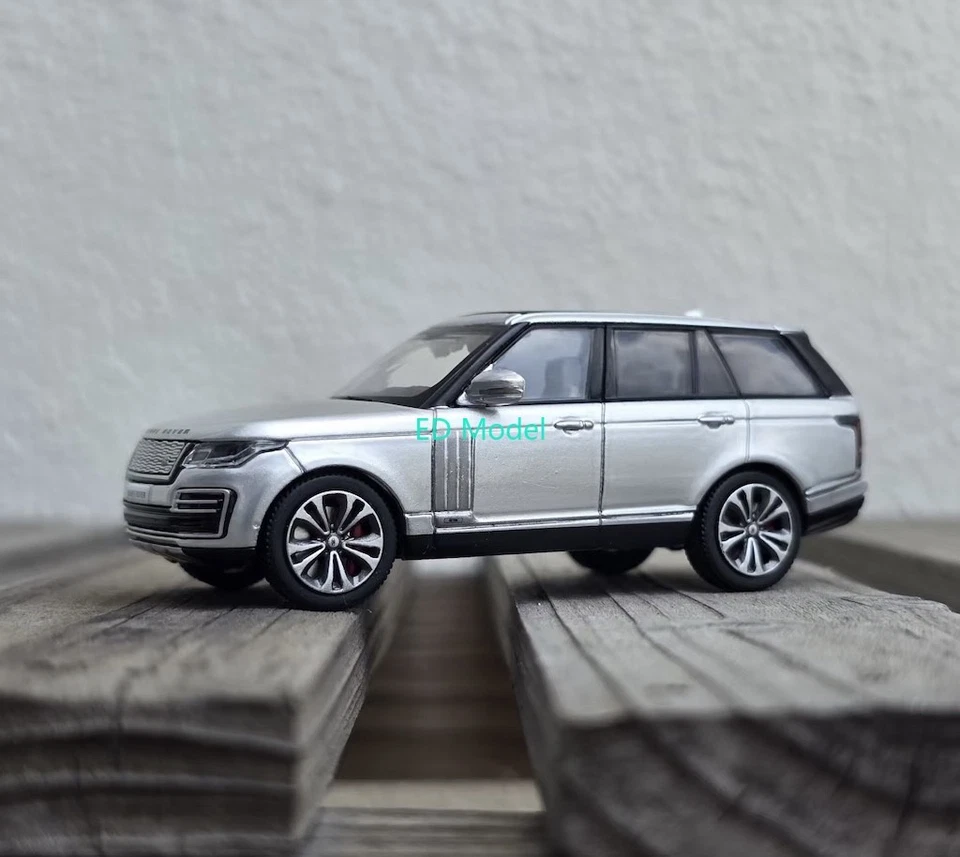 BN Masdi 1:64 2020 Silver Range Rover SUV ORV Sports Model Diecast Metal Car - Image 2 of 4