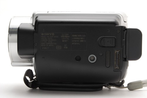 [Mint] Sony Handycam DCR-SR300 NightShot 40GB Silver HDD Camcorder From JAPAN - Picture 8 of 9