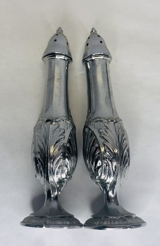 Vintage Set Of Silver Plated Salt And Pepper Shakers 6" VTG Antique - Picture 6 of 8