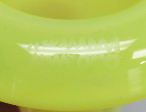 EXQUISITE ITALIAN VENINI YELLOW SMALL 4 1/4" CANDLE STICKS - Picture 3 of 3
