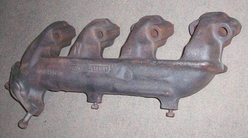1981 - 1985 Ford F-150 8-302 Right RH Exhaust Manifold E0AE-9430-AD Used 81 - 85 - Picture 3 of 7