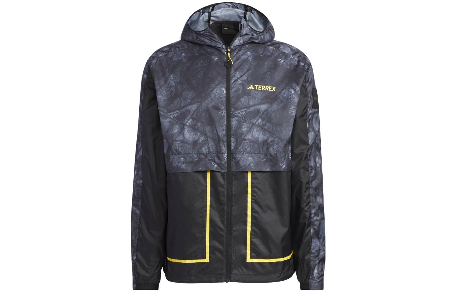 X Кобрендовый принт с буквенным логотипом National Geographic в виде цветных блоков на капюшоне