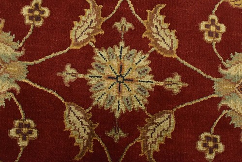Agra Rug 7’10” x 10′ Red Wool/Silk Traditional Hand-Knotted Oriental Carpet - Picture 8 of 15