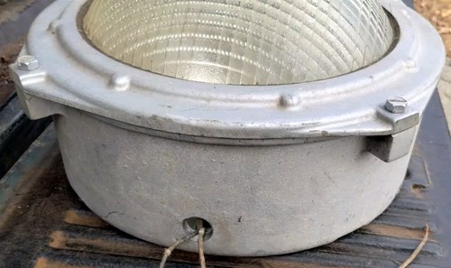 Industrial Crouse And Hinds Spotlight Prismatic Lens 1950's Cast Aluminum Nautic - Bild 9 von 11