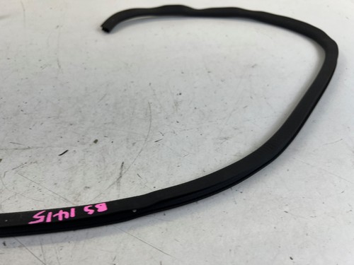Nissan 240SX Weather Seal S13 89-93 OEM - Picture 5 of 10