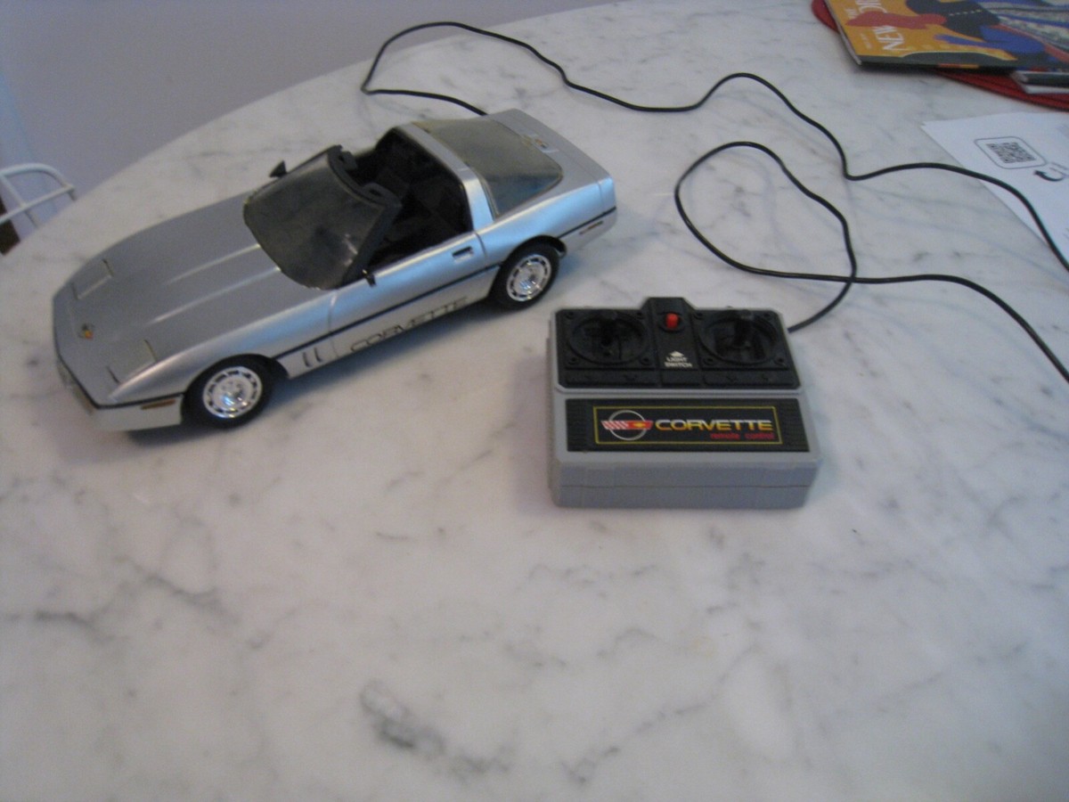 Vintage 1980s New Bright Chevrolet Chevy Corvette RC Toy