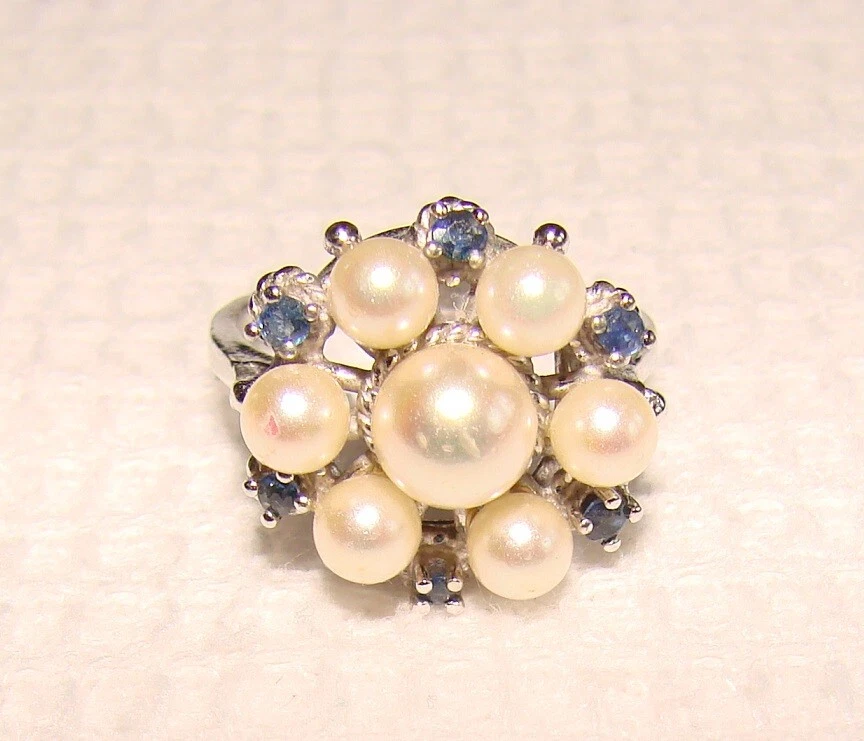 Ring aus 835 Silber, rhodiniert, Weiß-Gold-Optik, RG 16,5 mm, Perlen, Saphire - Bild 2 von 4