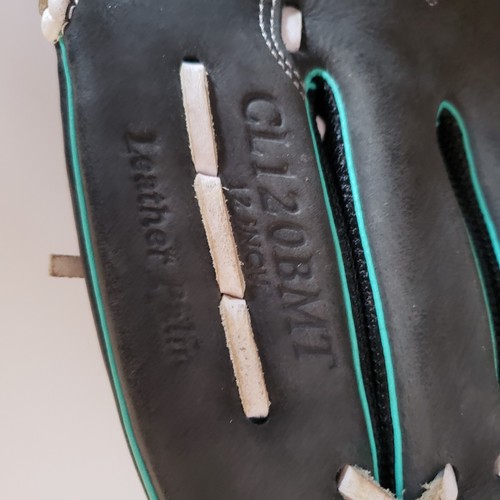 Rawlings Champion Lite Right Handed Outfield Glove CL120BMT 12 Inch - Picture 3 of 5