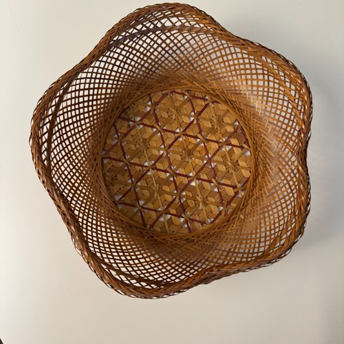 VTG wicker basket flower shape lettuce edge split bamboo retro woven catchall - Picture 5 of 8