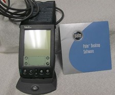 Palm IIIxe with stand, computer cord and CD software