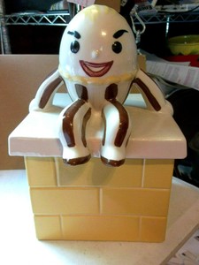 Vintage-Abingdom-Humpty-Dumpty-Cookie-Jar