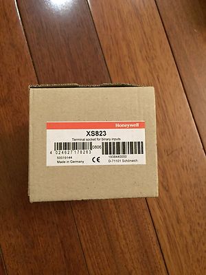 HONEYWELL XS823 Terminal Socket For Binary Inputs --FREE SHIPPING!!!