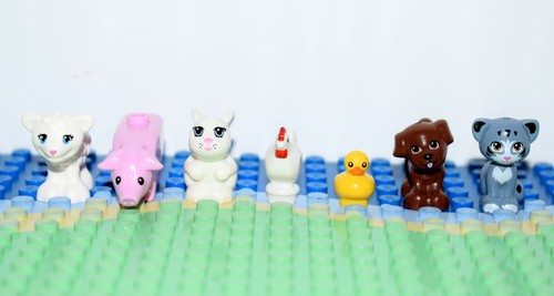Lego Animal Set - Mini Farm , Friends ,City - 7 pieces - Sheep,Pig,Chicken,etc. - Picture 1 of 5