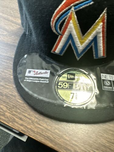 New Era 59Fifty Men's Cap MLB Miami Marlins On Field Ne Tech Fitted Hat 7 5/8 - Picture 2 of 8