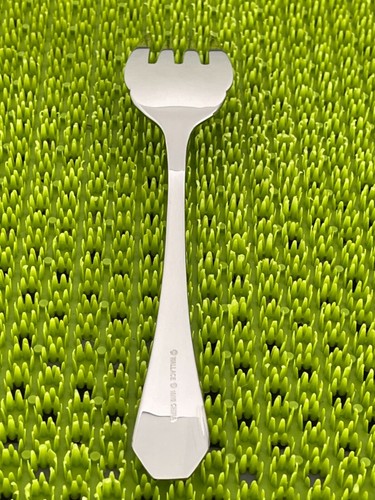 Wallace CASINO Stainless Glossy Multisided 18/10 NEW Flatware SMART CHOICE E65N - Picture 3 of 26