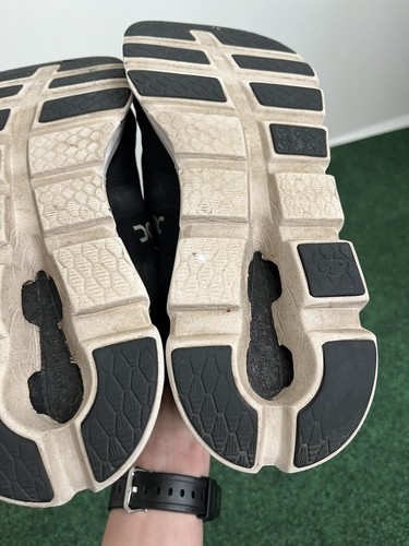 On CLOUDRUNNER Road-Running Shoes Eclipse/Frost Men's US Size 11 - Foto 8 di 10