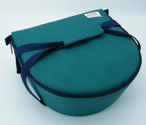 Pyrex Portables The Way to Go Round Thermal Carrier w/ Bowl, Microcore and Lid - Picture 2 of 7