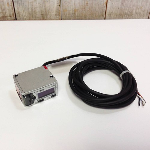 Keyence LR-TB2000 Laser Sensor LR-T Series from Japan - Picture 1 of 1