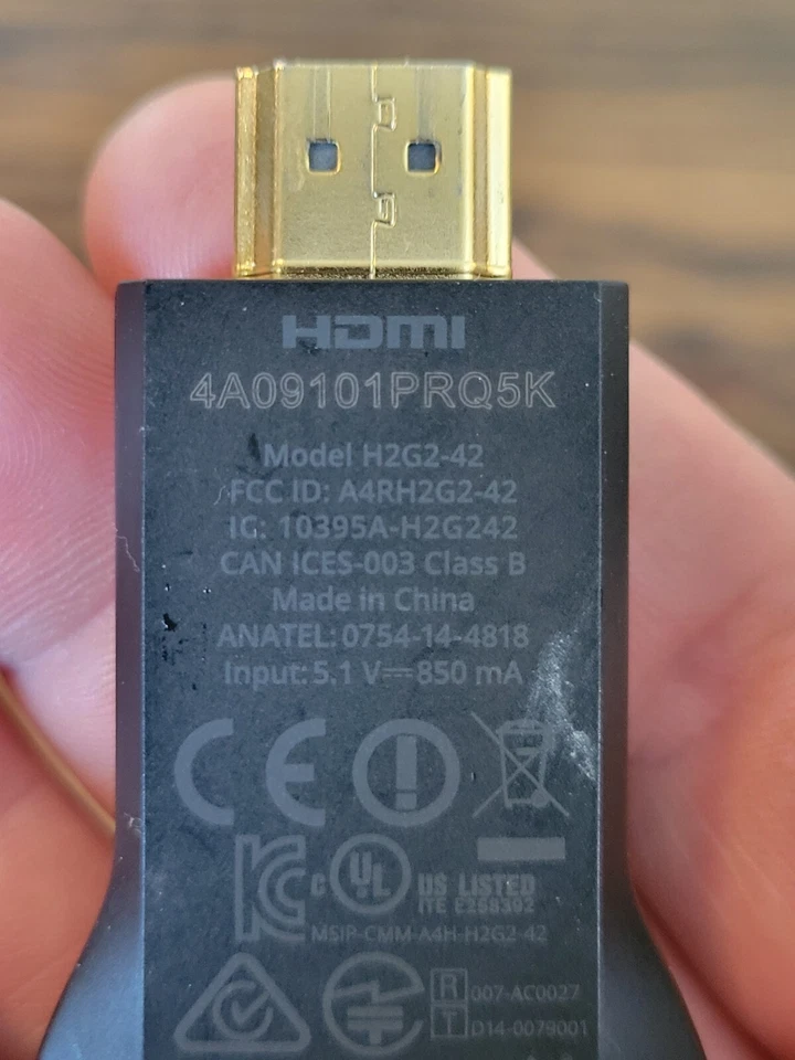 Transmisores multimedia Amazon Fire TV HD W87CUN y Chrome H2G2-42 con adaptadores SIN CONTROLES REMOTOS Foto 4 de 4